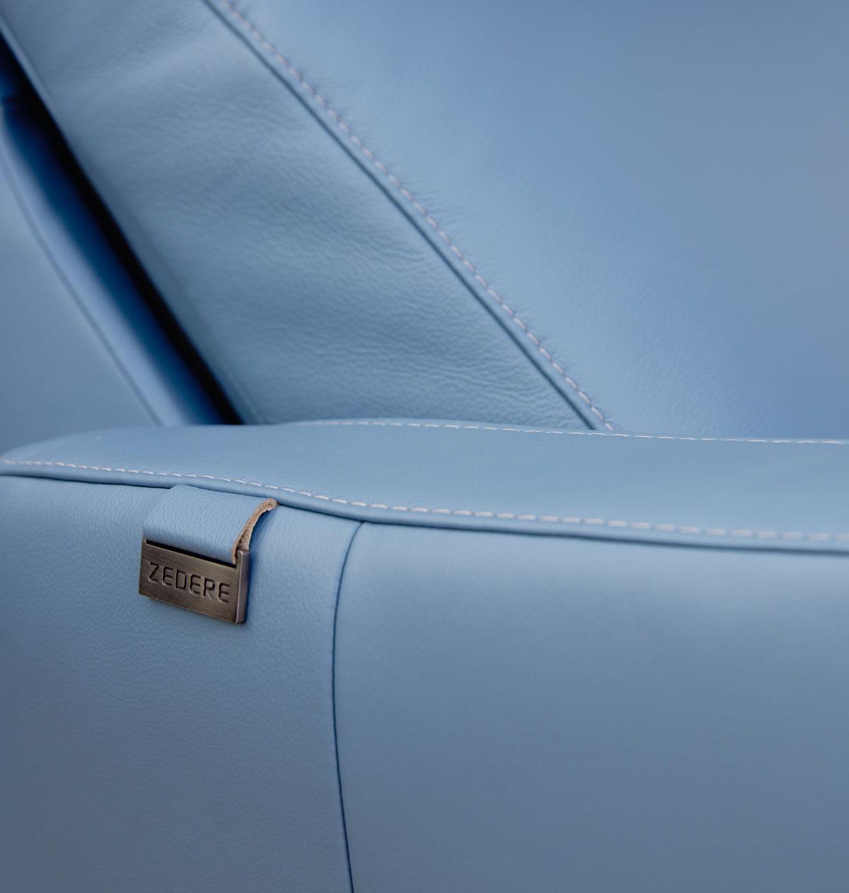 Luneno Lifestyle Chair