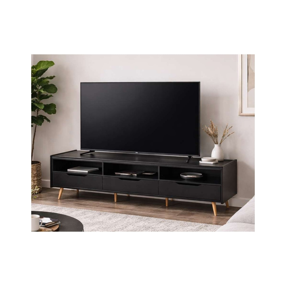 Orlando Entertainment Unit 1800