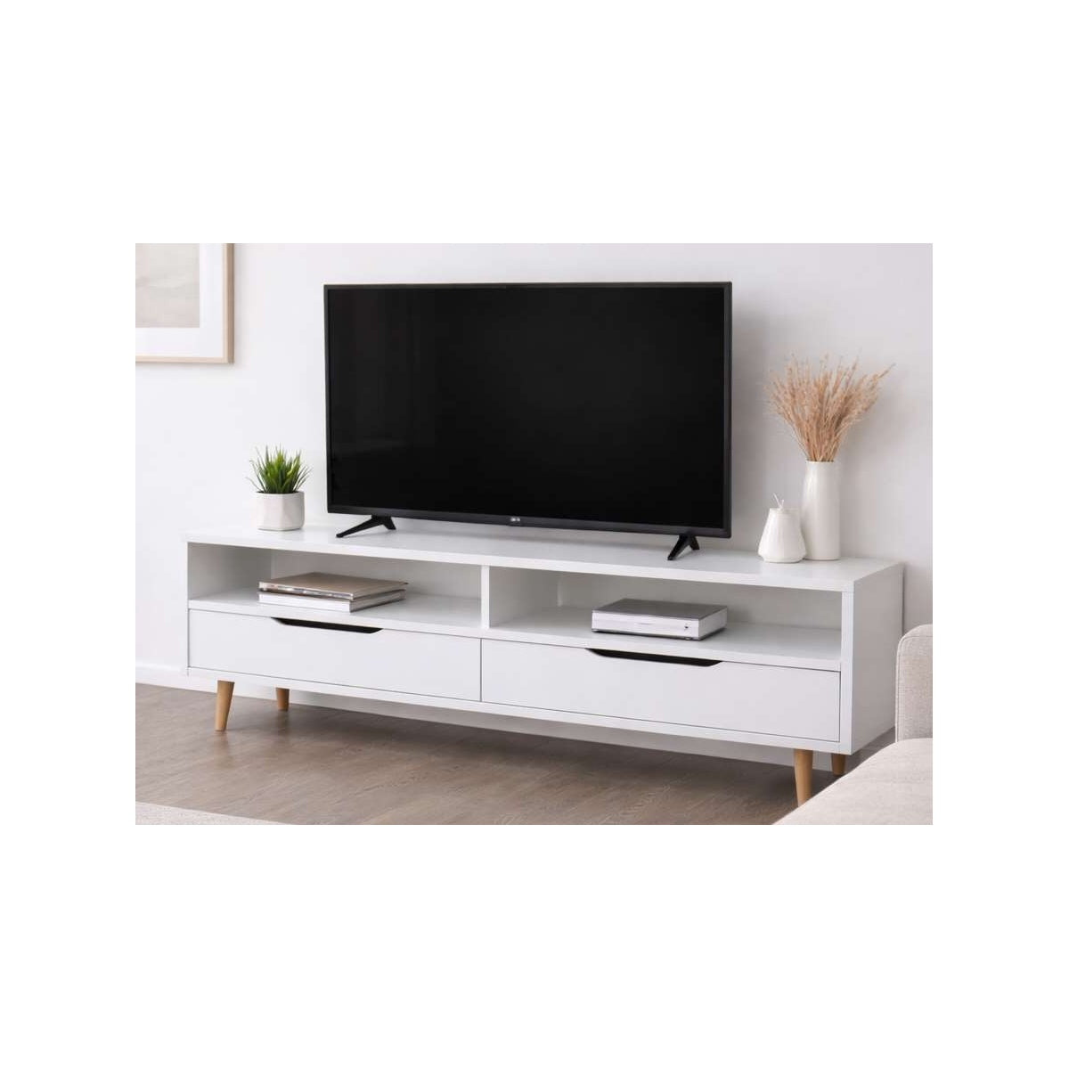 Orlando Entertainment Unit 1200